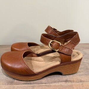 Clarks Tan Leather Women's Mules with Buckle